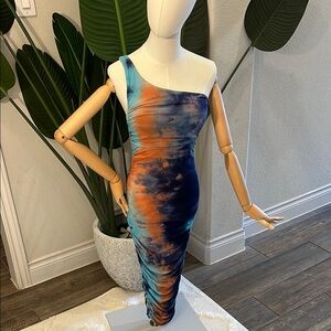 Tie Dye Ruched Bodycon Dress ❤️ NWOT